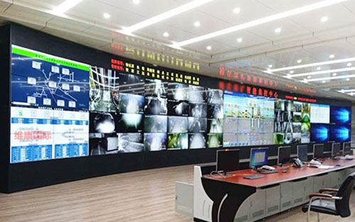 監控顯示屏用lcd拚接屏好還是led顯示屏好？